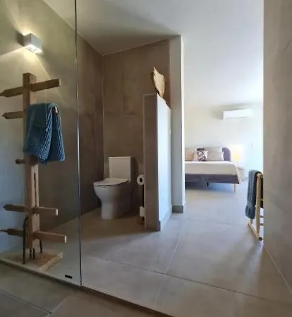 Casa La Jolla לינה וארוחת בוקר 3*