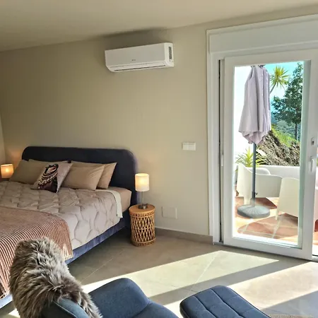 לינה וארוחת בוקר Casa La Jolla Cómpeta